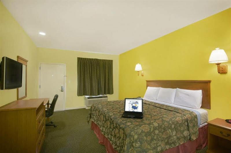 Bestway Inn Bedford Bagian luar foto